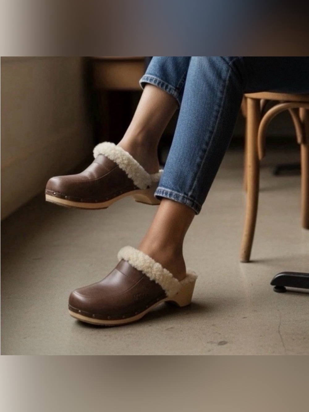 UGG Australia Kalie Brown Leather Shearling Lined Wooden Clogs Size 7 cozy warm